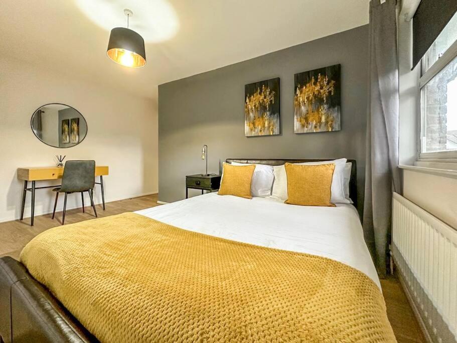 הוילה Newly Refurbished 3 Bed House Near London O2 Arena מראה חיצוני תמונה